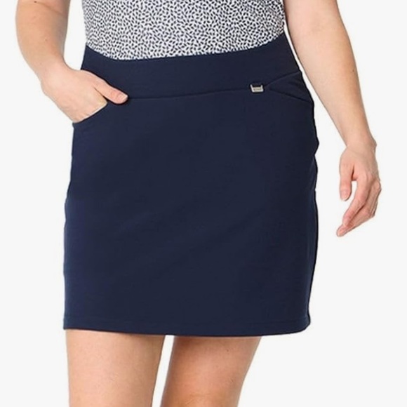 Greg Norman Women's Tennis Golf Skort - Picture 2 of 3